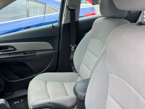 Used 2016 Chevrolet Cruze LT image 7