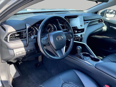 Used 2023 Toyota Camry SE FWD image 16