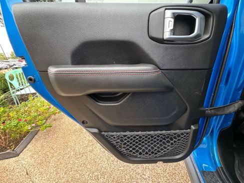 Used 2022 Jeep Gladiator Rubicon image 30