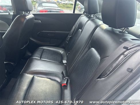 Used 2018 Chevrolet Sonic Premier image 12