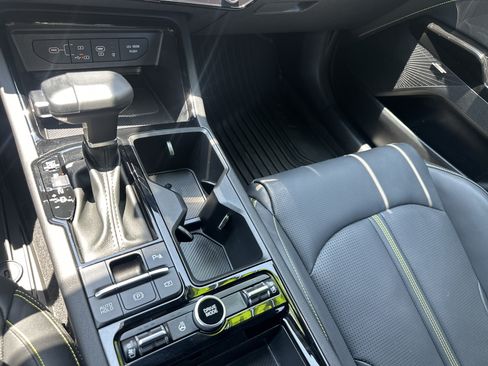 Used 2025 Kia K5 GT w/ GT1 Package FWD image 19