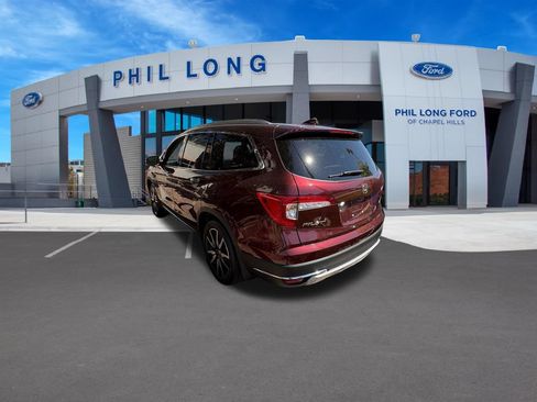 Used 2022 Honda Pilot Touring image 3