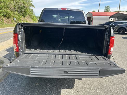 Used 2016 Ford F150 XLT w/ Equipment Group 302A Luxury AWD/4WD image 25