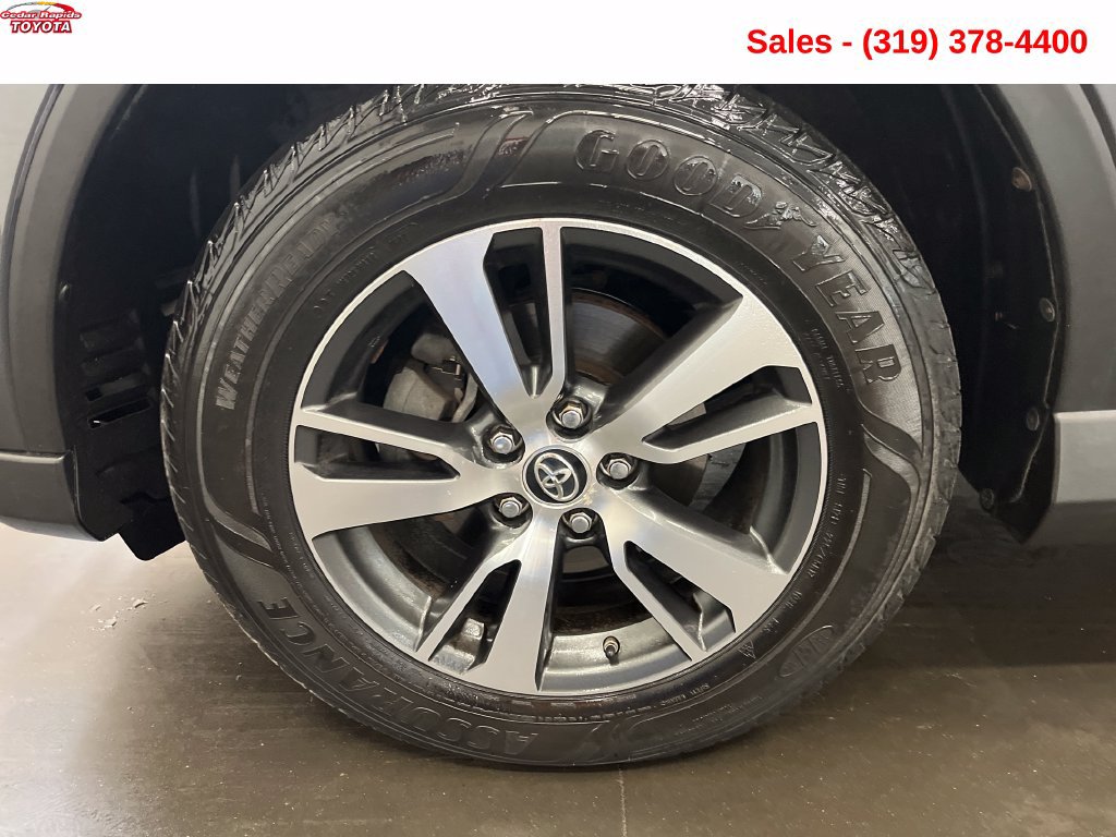 Certified 2018 Toyota RAV4 XLE w/ Plus Extra Value Package AWD/4WD image 12