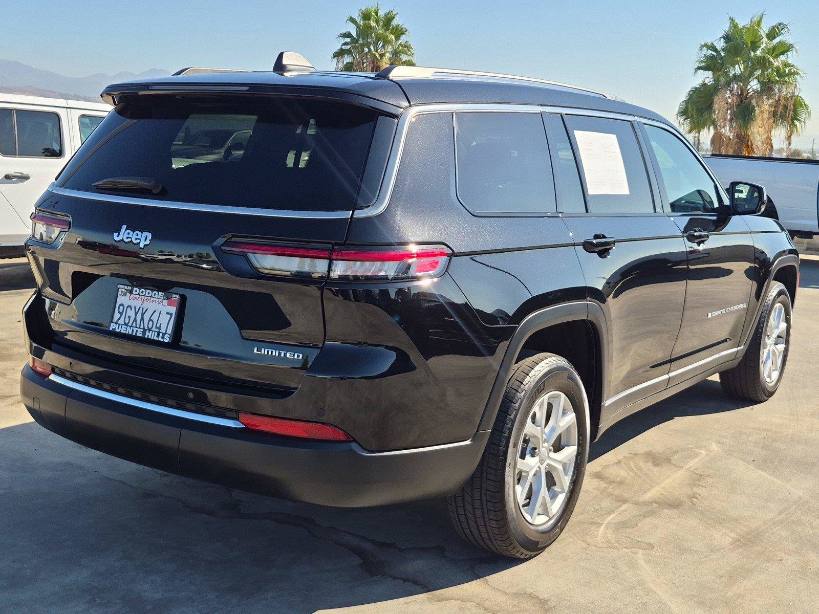 Used 2023 Jeep Grand Cherokee L Limited RWD image 6