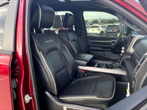 Used 2025 RAM 1500 Laramie w/ Laramie Southwest Edition image 9