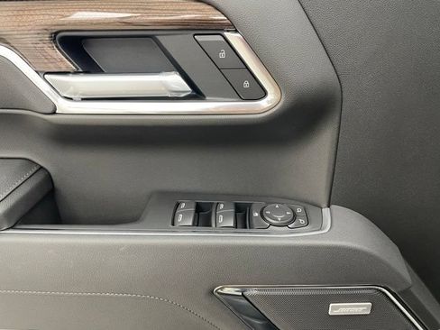 New 2026 Chevrolet Silverado 1500 LT Trail Boss w/ Convenience Package II AWD/4WD image 11