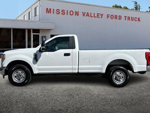 Used 2022 Ford F250 XL w/ Power Equipment Group image 7