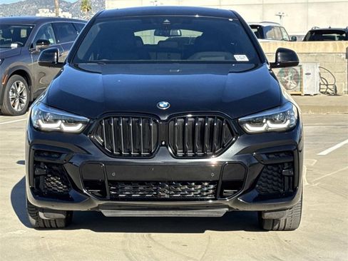 Used 2023 BMW X6 xDrive40i w/ M Sport Package image 3