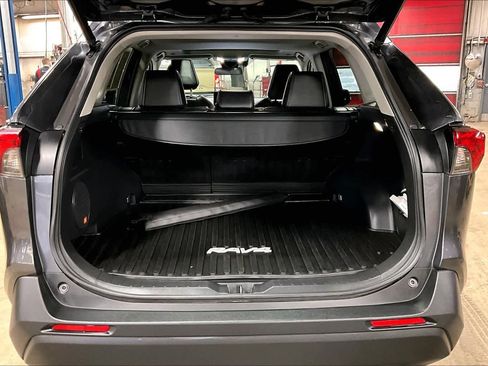 Certified 2023 Toyota RAV4 XLE Premium image 31