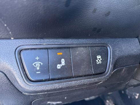 Used 2023 Kia Forte GT-Line w/ GT-Line Technology Package image 9