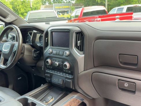 Used 2021 GMC Sierra 1500 Denali AWD/4WD image 16