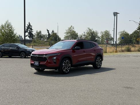 New 2026 Chevrolet Trax RS w/ Sunroof Package FWD image 40