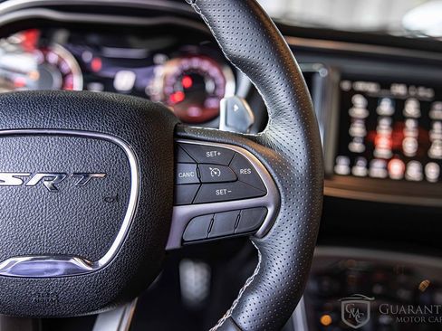 Used 2015 Dodge Challenger SRT Hellcat image 26