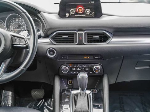 Used 2017 MAZDA CX-5 Touring image 13
