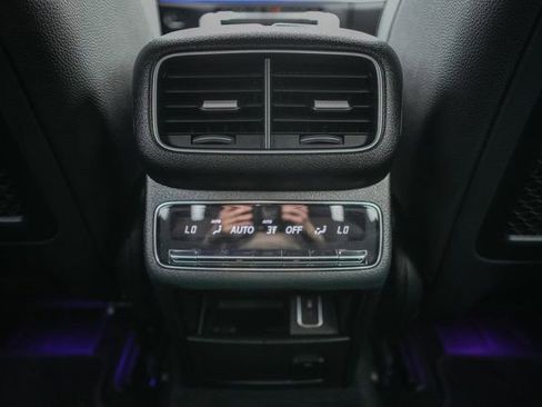 Certified 2021 Mercedes-Benz GLE 450 4MATIC image 31