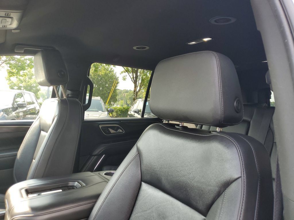 Used 2024 Chevrolet Tahoe LT RWD image 18