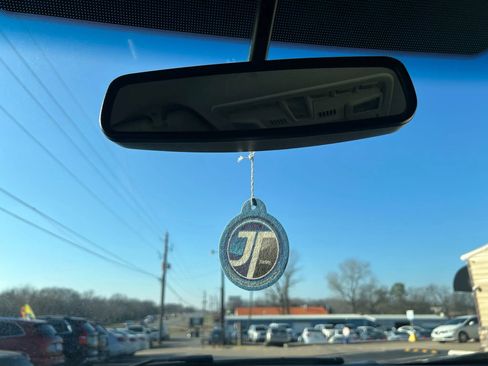 Used 2017 Ford Edge Titanium w/ Equipment Group 301A image 26