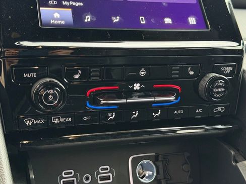 New 2025 Jeep Grand Cherokee L Laredo AWD/4WD image 20