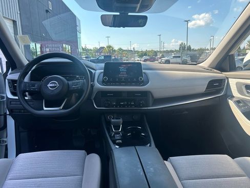 Certified 2023 Nissan Rogue SV FWD image 21