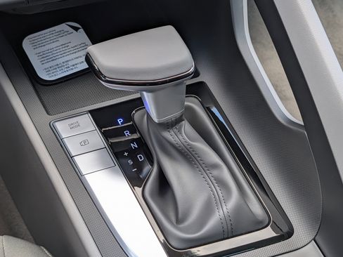 New 2026 Hyundai Elantra Sport FWD image 13