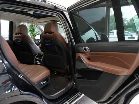Used 2020 BMW X7 xDrive40i w/ Premium Package AWD/4WD image 60