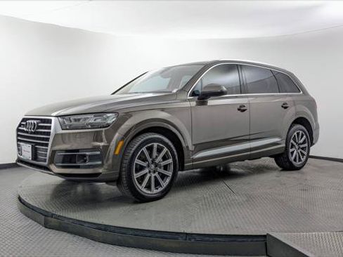 Used 2018 Audi Q7 3.0T Prestige AWD/4WD image 2