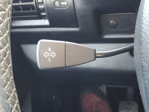 Used 2001 BMW Z3 2.5i image 15