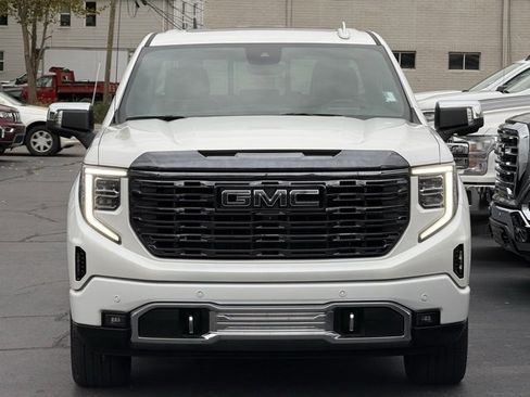 Used 2023 GMC Sierra 1500 Denali Ultimate image 2