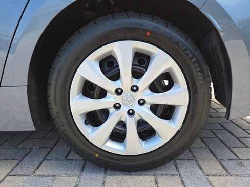 Certified 2024 Toyota Corolla LE FWD image 19