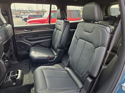 New 2026 Jeep Grand Cherokee L Limited AWD/4WD image 28