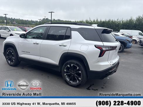 Used 2025 Chevrolet Equinox RS w/ Safety and Technology Package AWD/4WD image 6