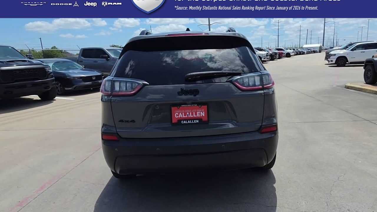 Certified 2023 Jeep Cherokee Altitude Lux AWD/4WD image 7