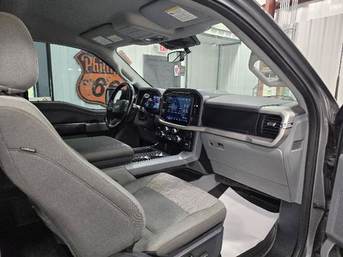 Used 2022 Ford F150 XLT w/ Equipment Group 302A High AWD/4WD image 9