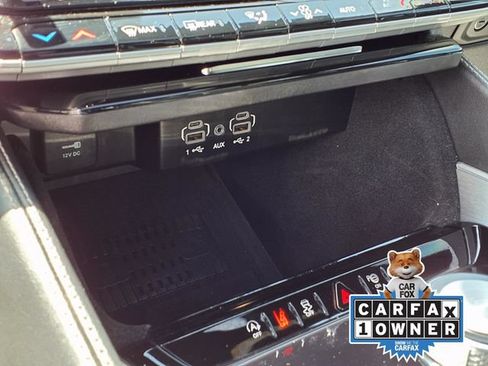 Used 2026 Jeep Grand Wagoneer Limited AWD/4WD image 10