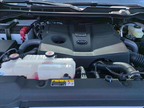 New 2026 Toyota Tundra Limited AWD/4WD image 16