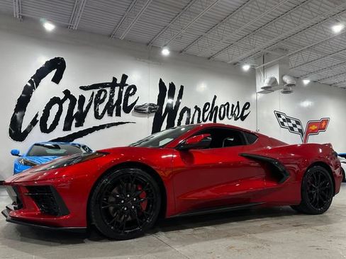 Used 2024 Chevrolet Corvette Stingray Premium Cpe w/ Z51 Performance Package RWD image 1