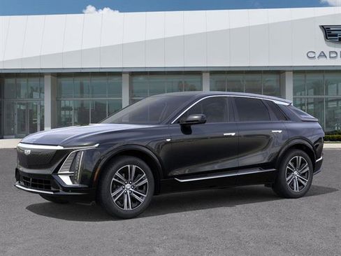 New 2025 Cadillac Lyriq Luxury w/ LPO, Floor Liner Package RWD image 3