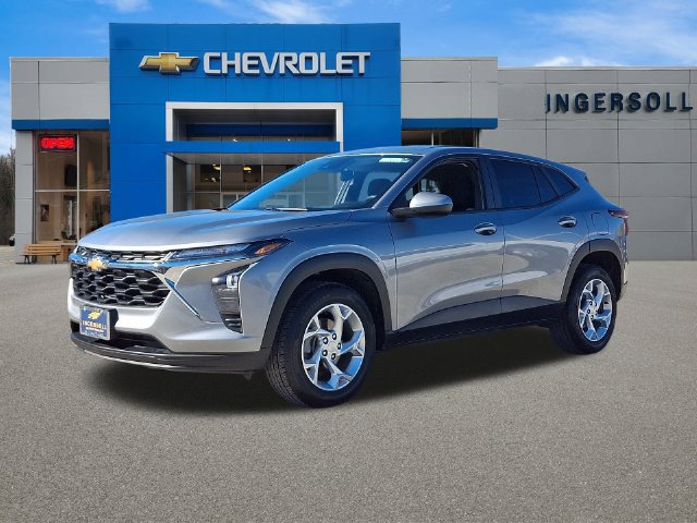 Used 2024 Chevrolet Trax LS w/ LS Convenience Package FWD image 34