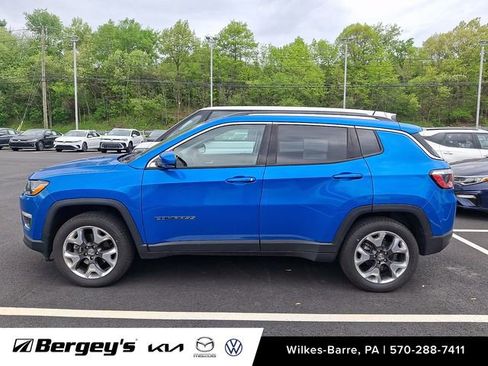 Used 2020 Jeep Compass Limited AWD/4WD image 9
