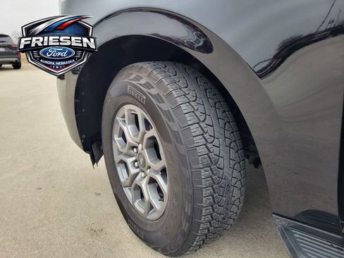 Used 2025 Ford Expedition Active image 9