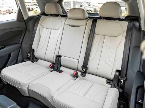 New 2026 Audi Q3 quattro 2.0T AWD/4WD image 27