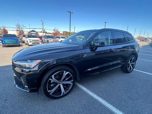 Used 2023 Volvo XC60 B6 Ultimate w/ Protection Package Premier AWD/4WD image 6