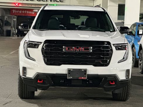 New 2026 GMC Acadia AT4 image 3