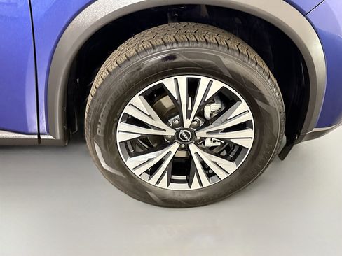 Used 2022 Nissan Rogue SV FWD image 32