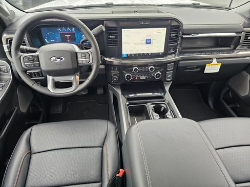 New 2026 Ford F250 Lariat w/ Black Appearance Package AWD/4WD image 10