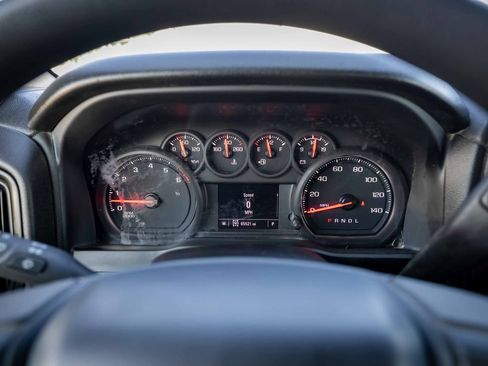 Used 2024 Chevrolet Silverado 2500 Custom w/ Custom Convenience Package AWD/4WD image 34
