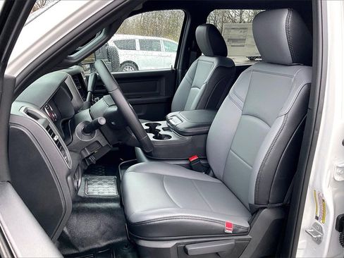 New 2026 RAM 3500 Tradesman image 9