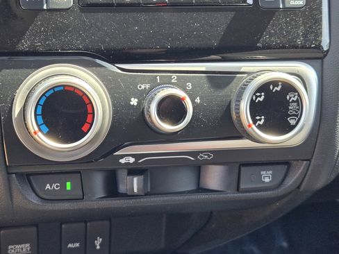 Used 2016 Honda Fit LX image 19