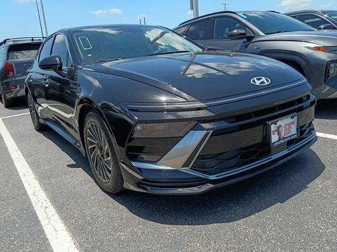 Used 2026 Hyundai Sonata SEL FWD image 3
